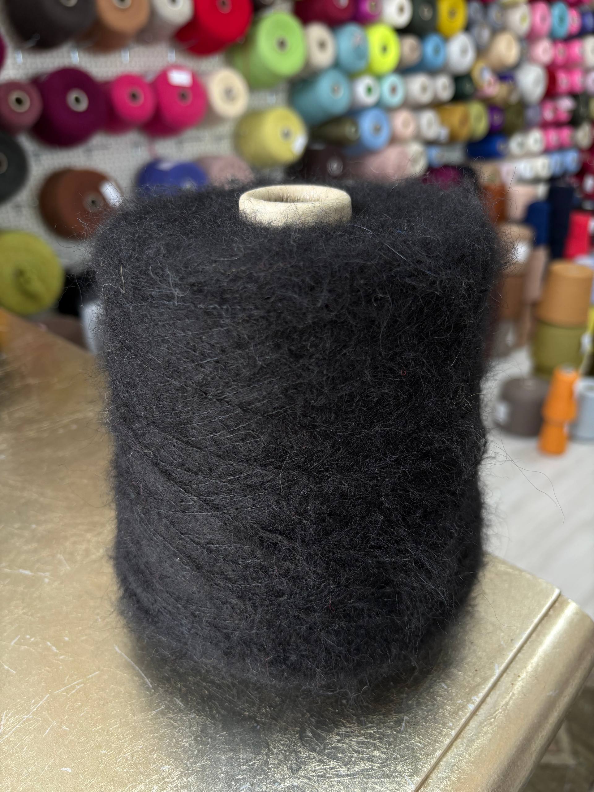 photo_2026-10-09 14.13.13 KIDNY — Kid Mohair 70%, Nylon 30%, 900 м/100 г, VRBF-357 — изображение 1